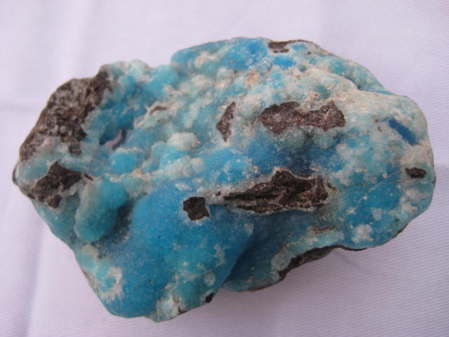 Hemimorphite Blue helps one attain a health self image 2131